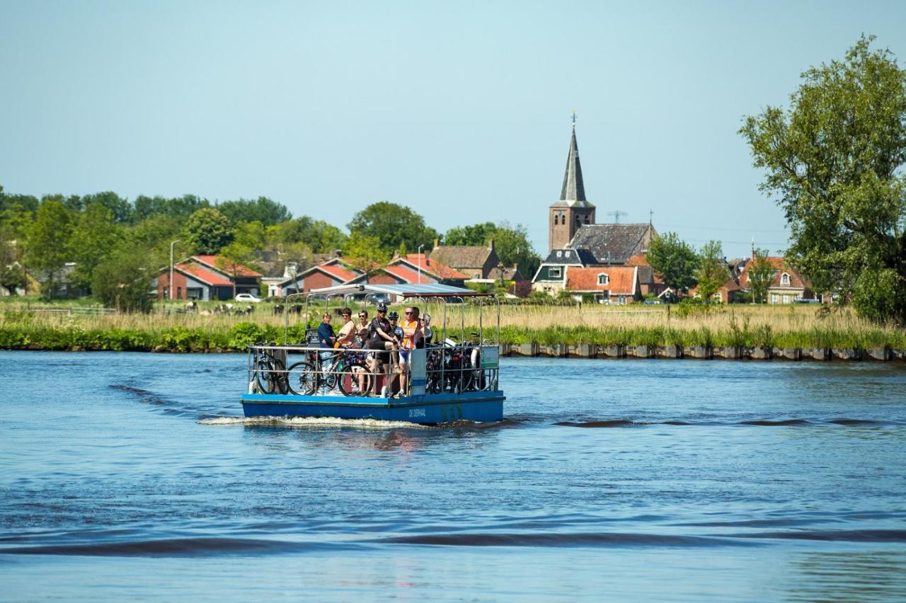 Vila Marretoer Uitwellingerga Exteriér fotografie